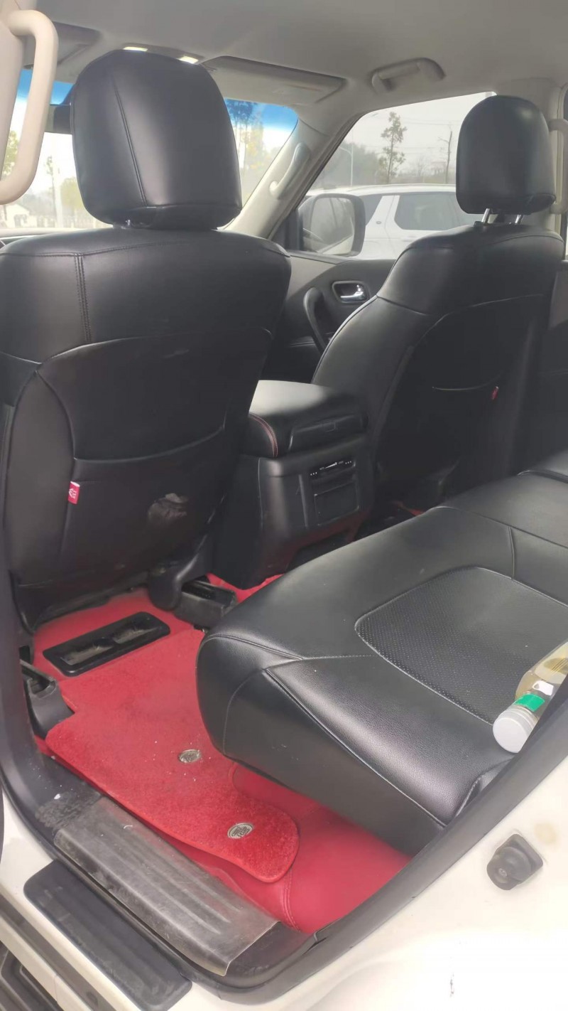 娄底17年日产途乐5