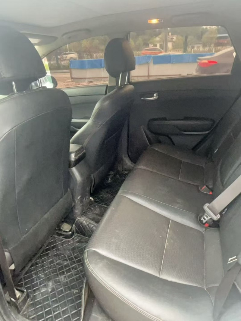 娄底19年起亚KX36