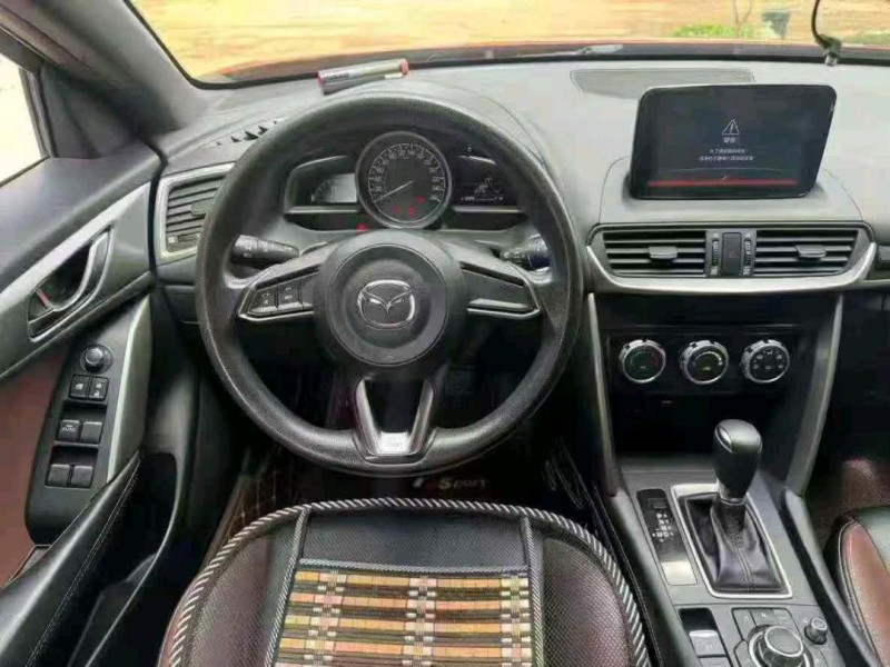 北海19年马自达CX-44