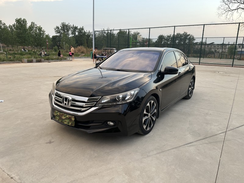 徐州14年本田雅阁2