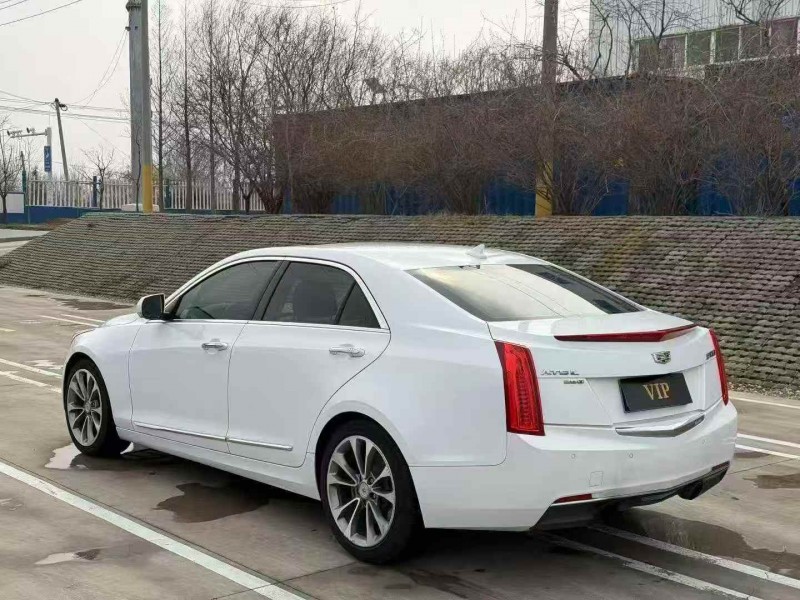济宁15年凯迪拉克ATS-L8
