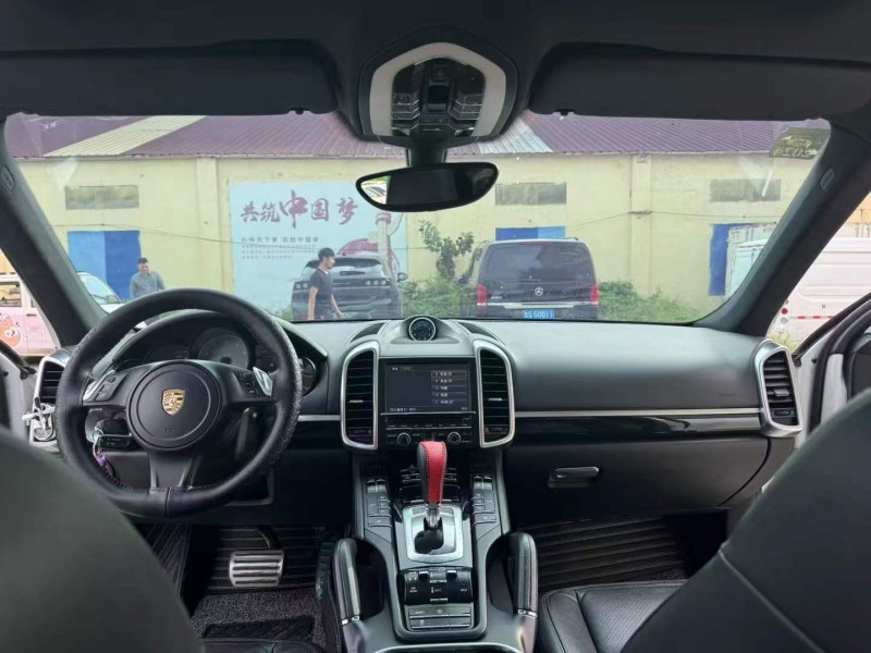 徐州14年保时捷卡宴5