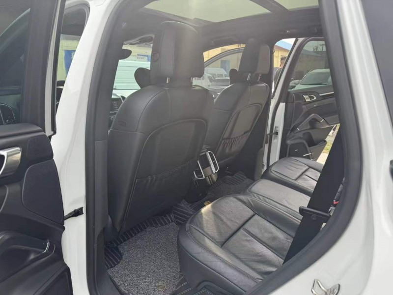 徐州14年保时捷卡宴8