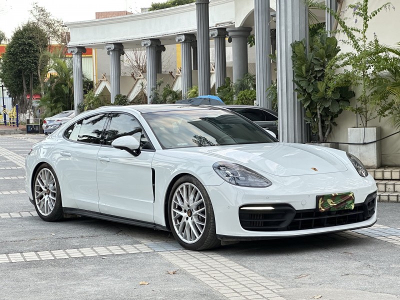 东莞21年保时捷帕拉梅拉2