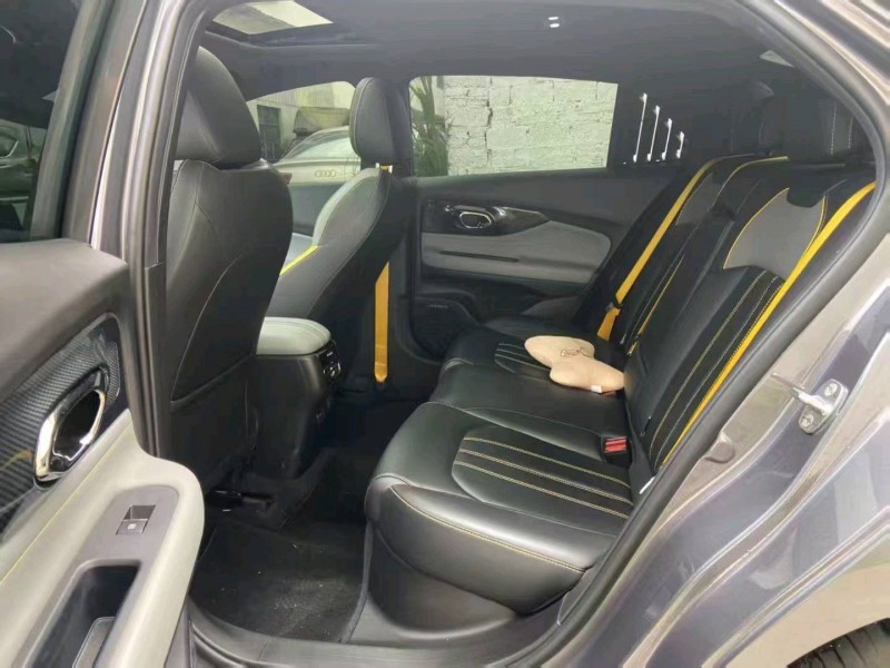 湛江24年传祺影豹4