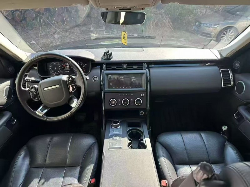 珠海21年路虎发现7