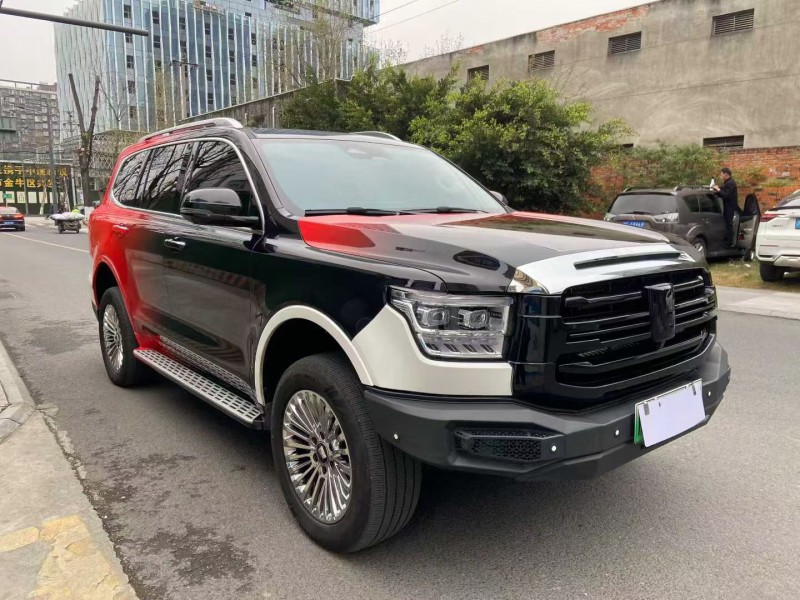 成都25年长城汽车坦克2