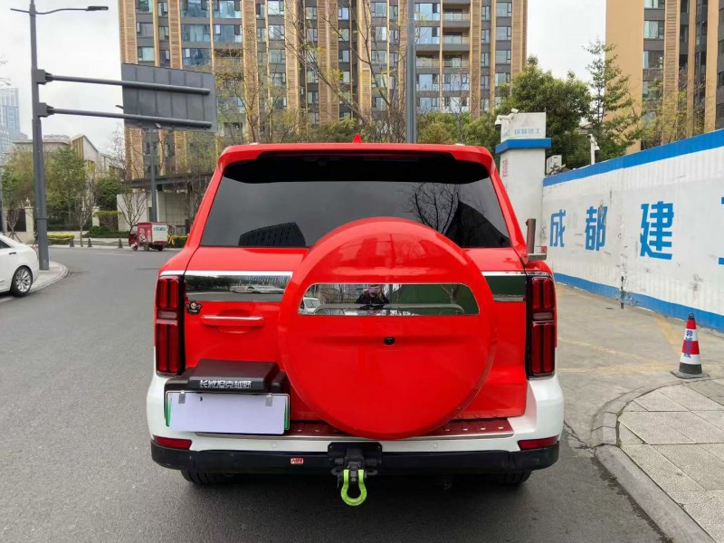 成都25年长城汽车坦克9