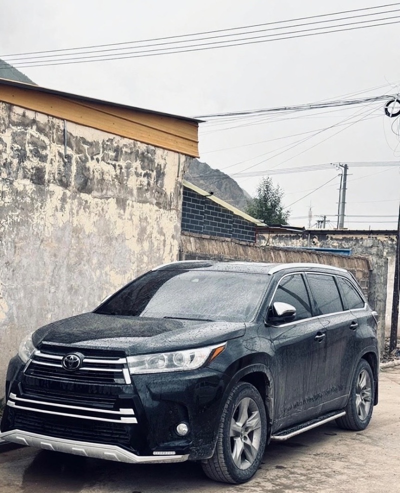 玉树19年丰田汉兰达7