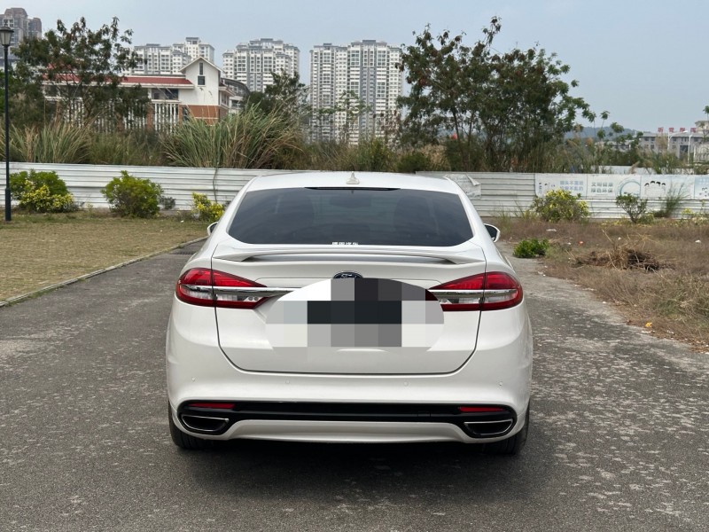 桂林18年福特蒙迪欧9