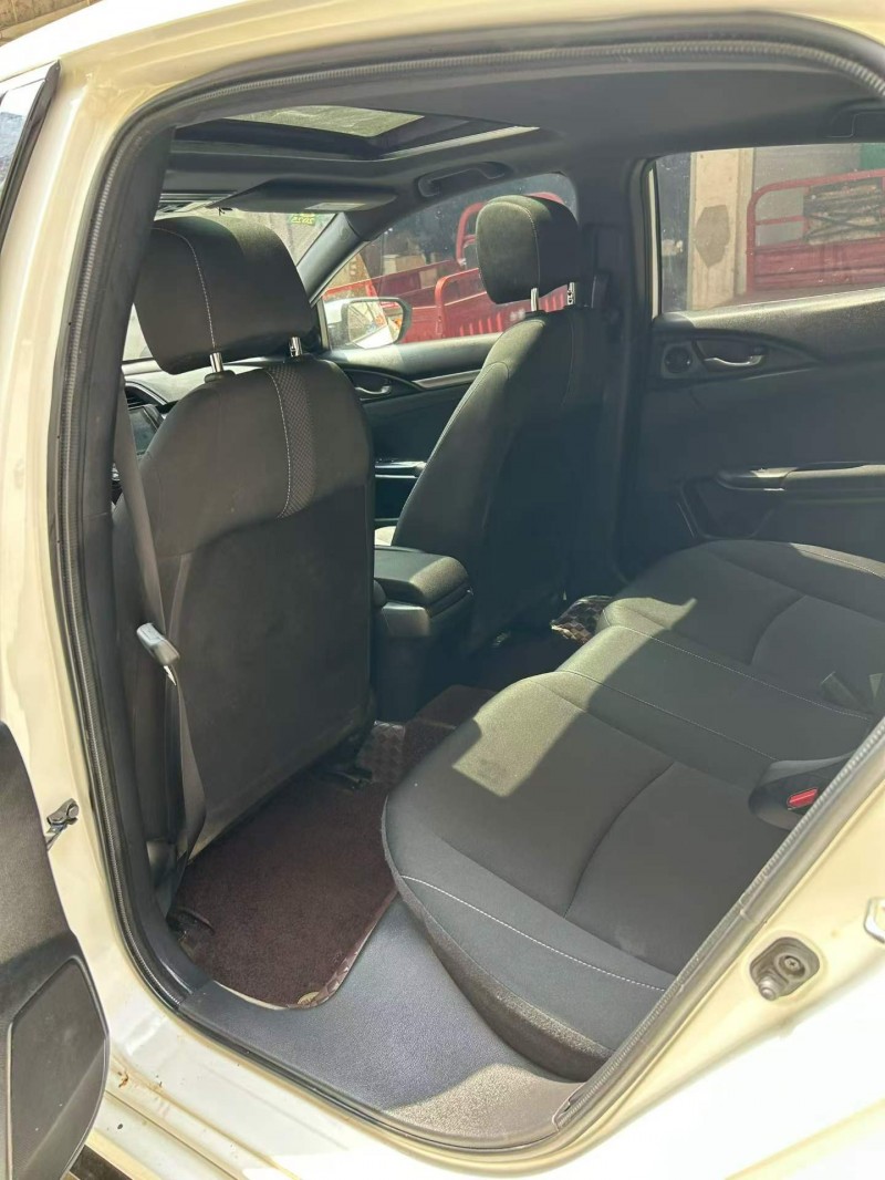 桂林21年本田思域4