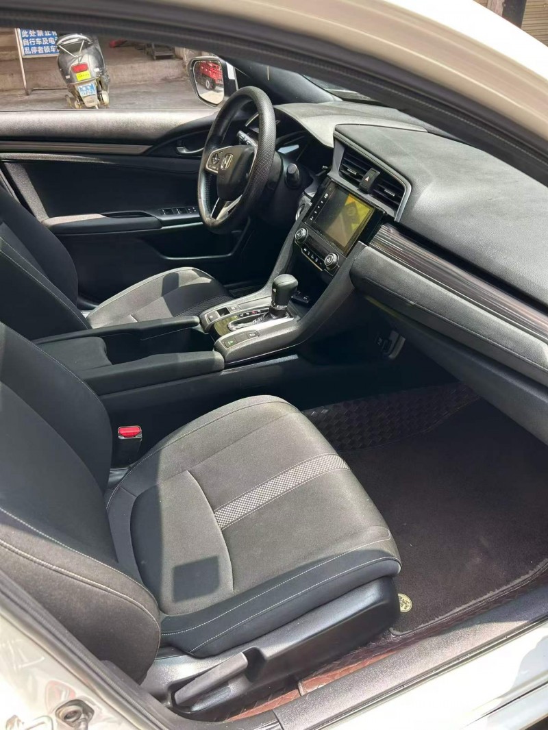 桂林21年本田思域6