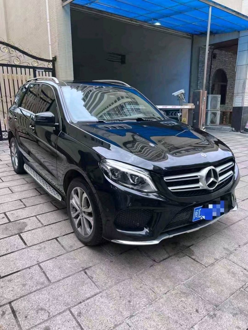 揭阳19年奔驰GLE3