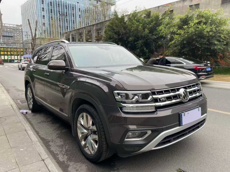 成都19年大众途昂2