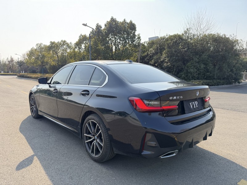 盐城23年宝马3系9