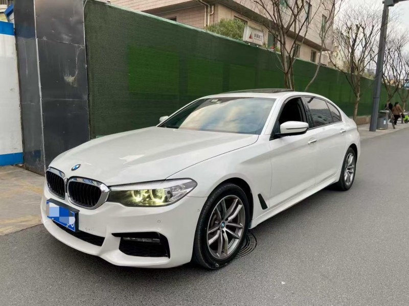 成都18年宝马5系3