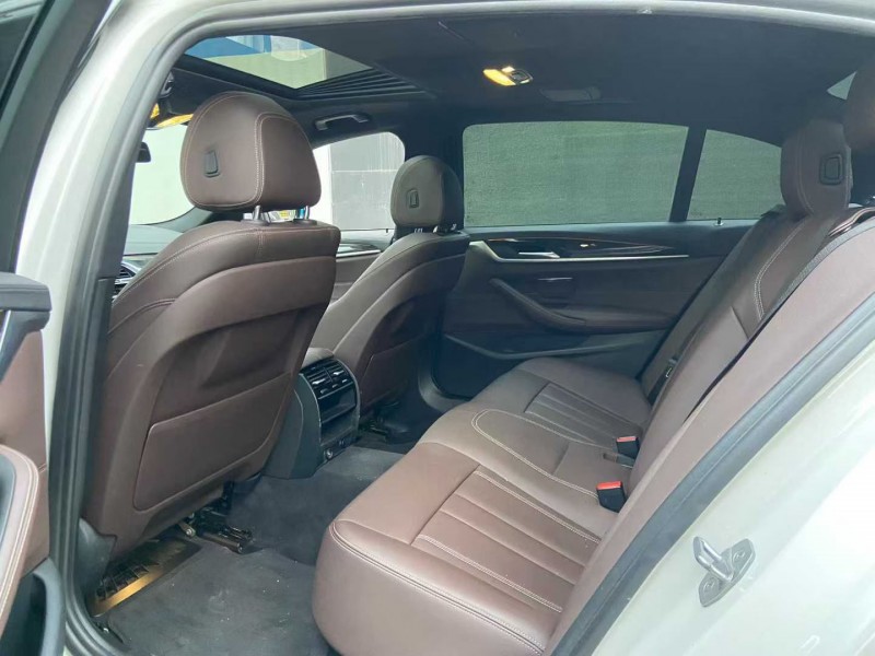 成都18年宝马5系5