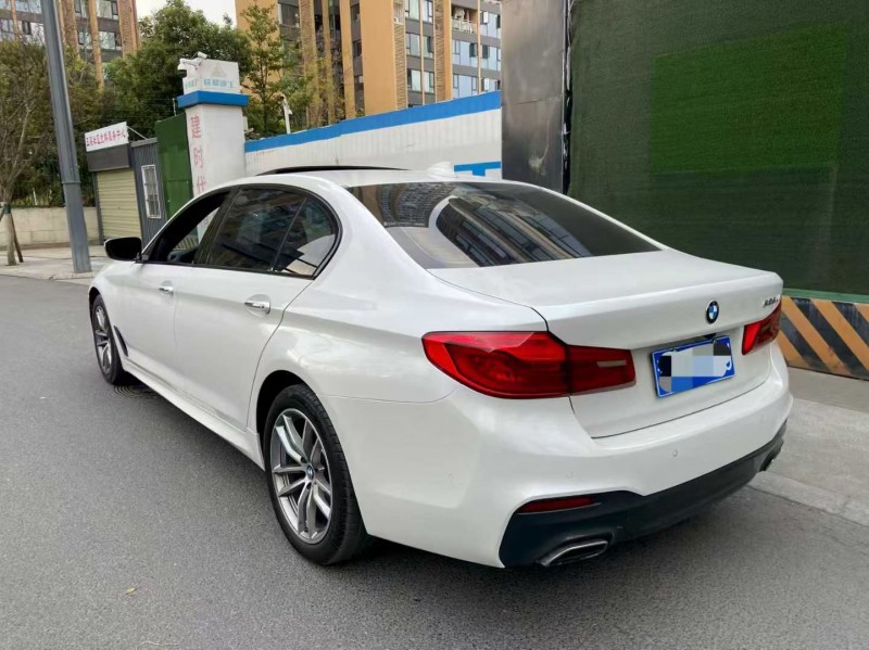 成都18年宝马5系7