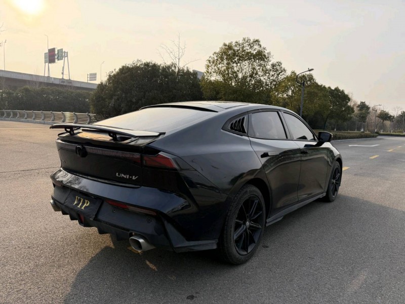 盐城22年长安汽车UNI2