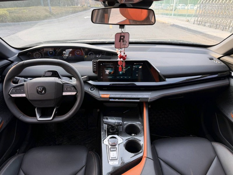 盐城22年长安汽车UNI9