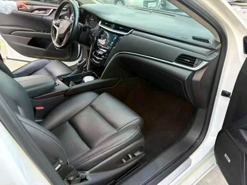 新乡18年凯迪拉克XTS7