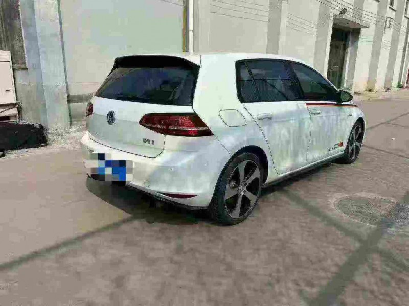 唐山16年大众高尔夫5