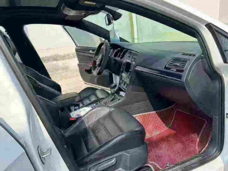 唐山16年大众高尔夫9