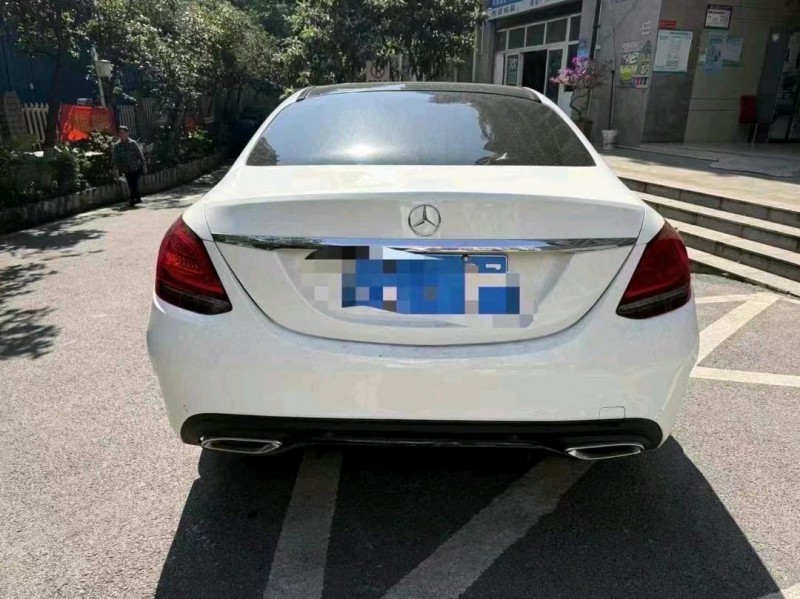 重庆23年奔驰C2