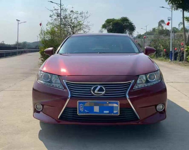 湛江13年雷克萨斯ES1