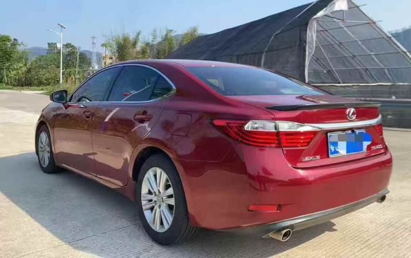 湛江13年雷克萨斯ES5