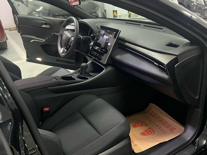 宿迁25年丰田亚洲龙5