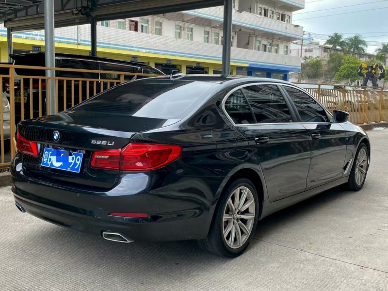 佛山18年宝马5系9