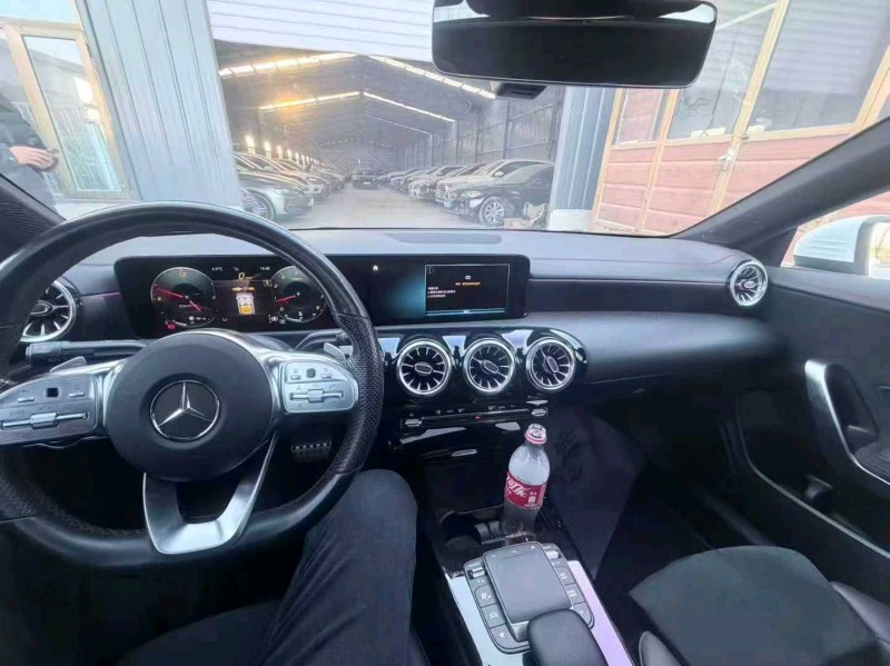 天津21年奔驰CLA3