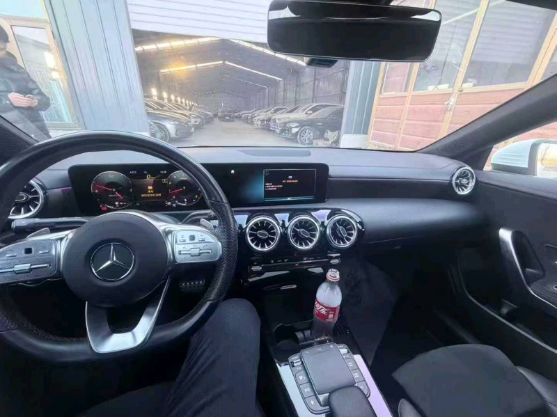 天津21年奔驰CLA4