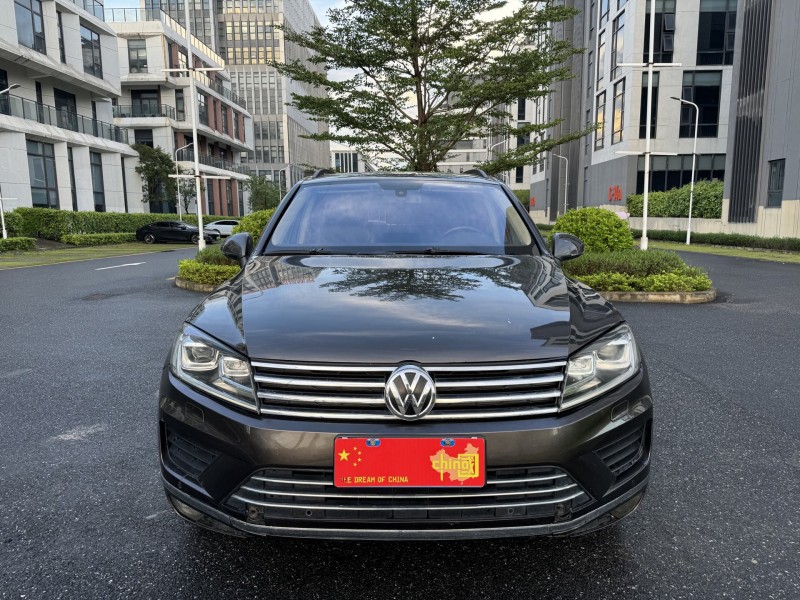 广州16年大众途锐1