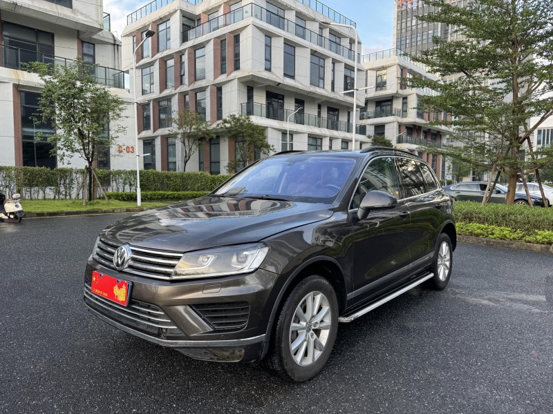 广州16年大众途锐2