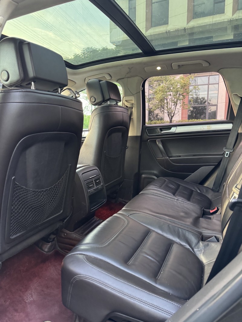 广州16年大众途锐4