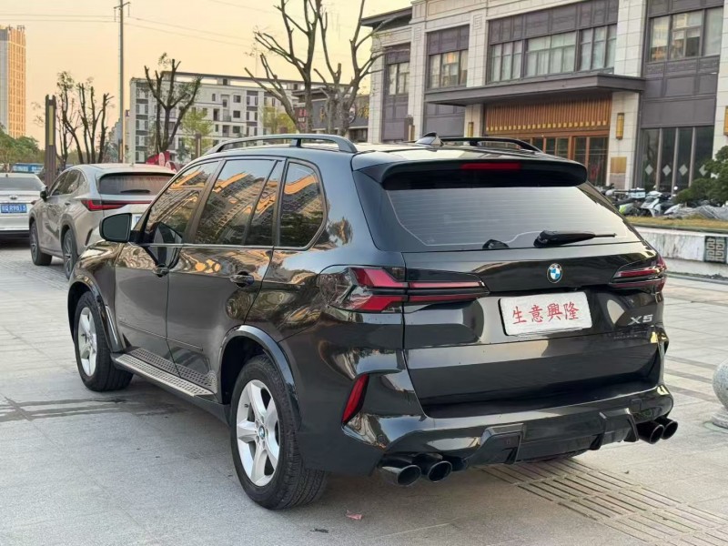 江门12年宝马X59