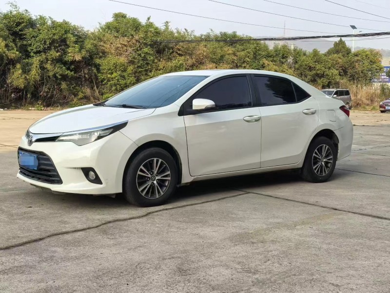 安阳14年丰田雷凌2