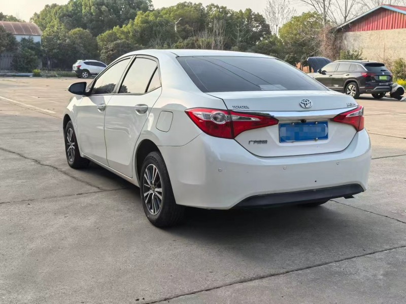 安阳14年丰田雷凌9