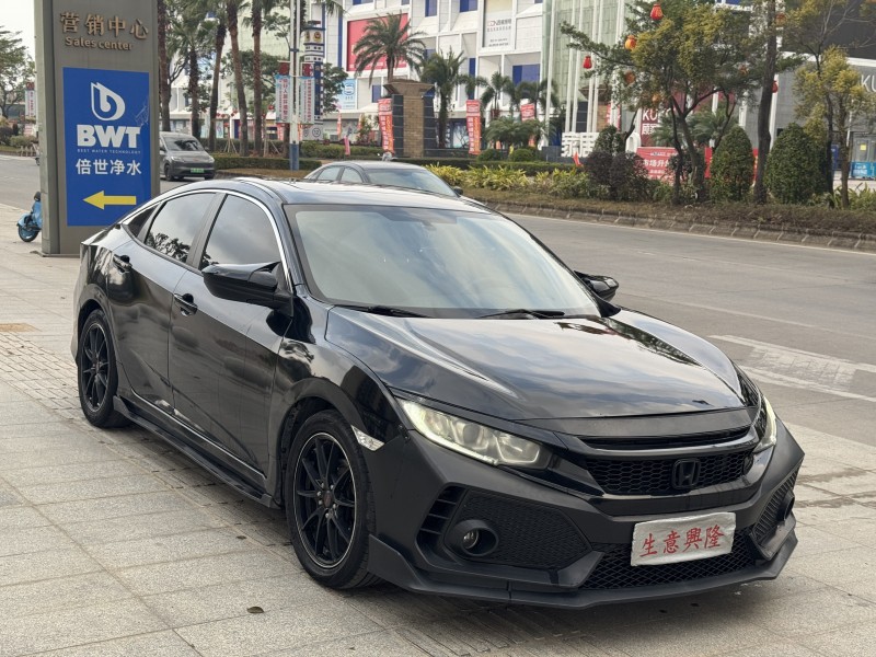 佛山18年本田思域4