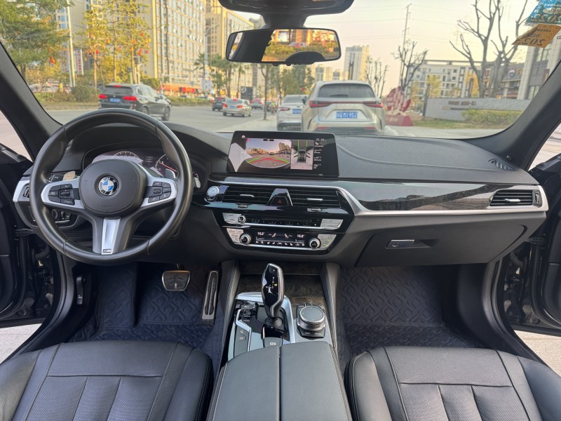 湛江19年宝马5系9