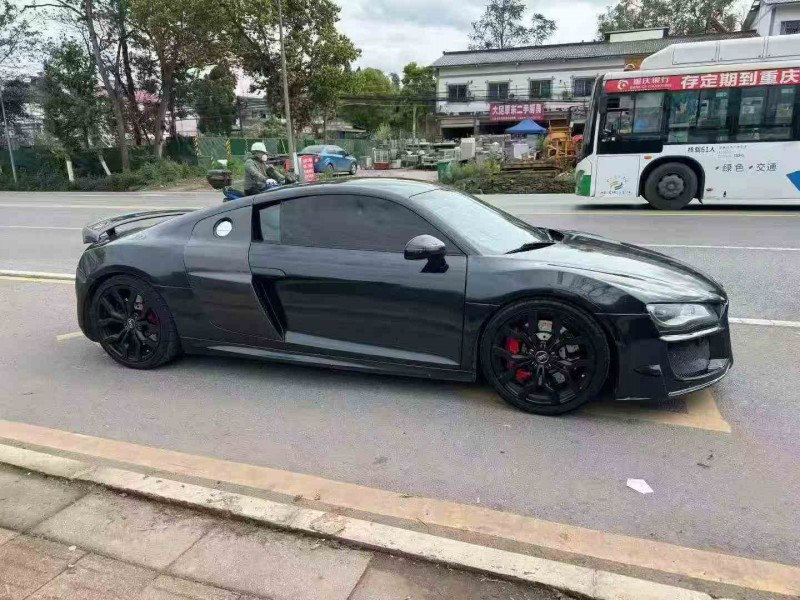 重庆17年奥迪R82