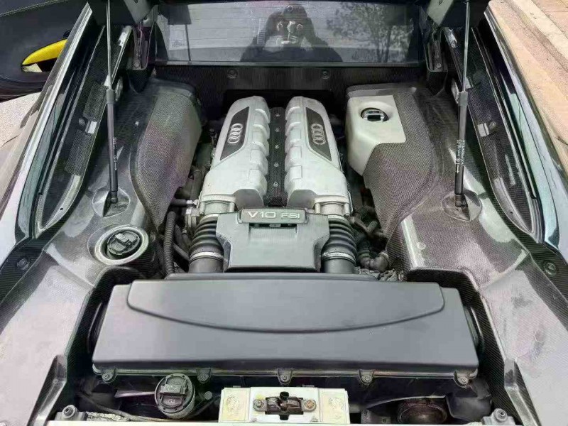 重庆17年奥迪R84