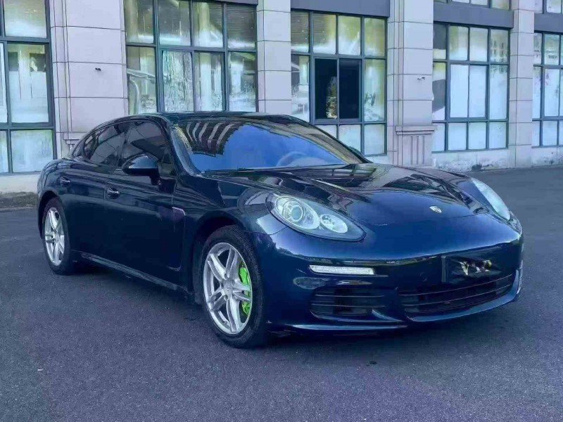 三明14年保时捷帕拉梅拉2