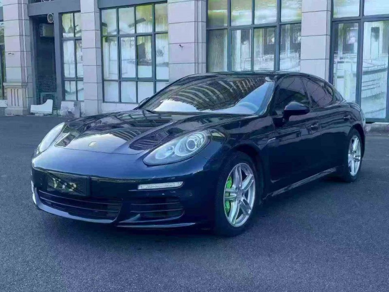 三明14年保时捷帕拉梅拉3