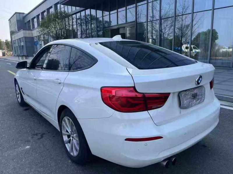 邵阳17年宝马3系7