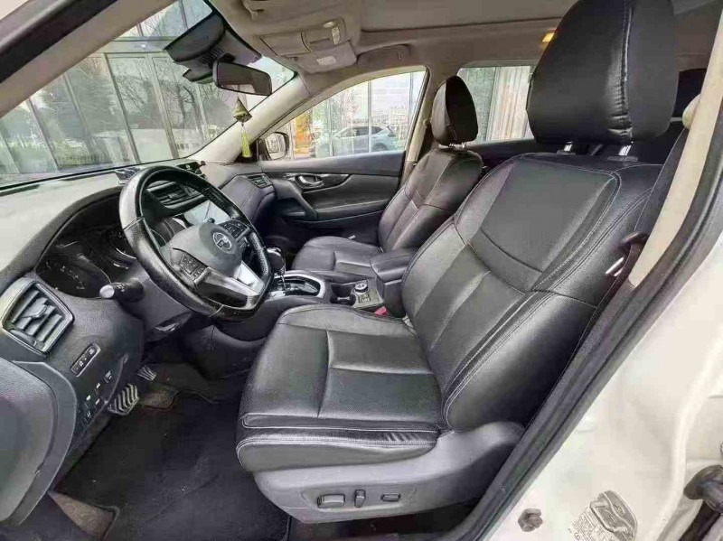 常德21年日产奇骏4