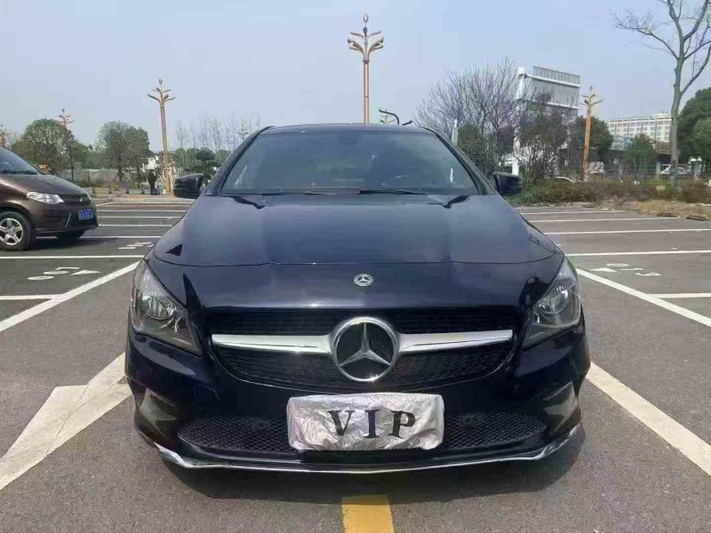 衡阳17年奔驰CLA1
