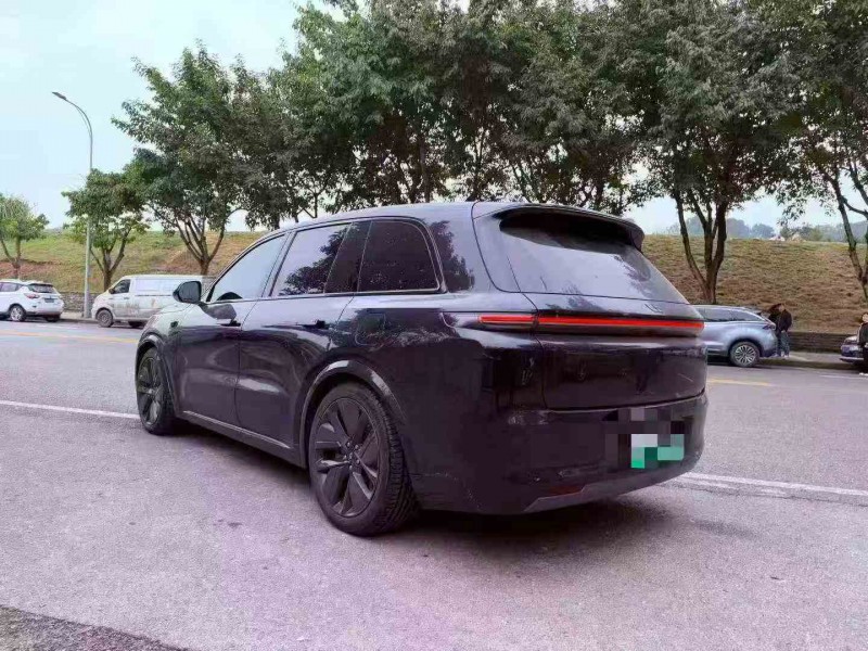 重庆23年理想L88